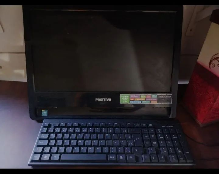 Computador Positivo All in One