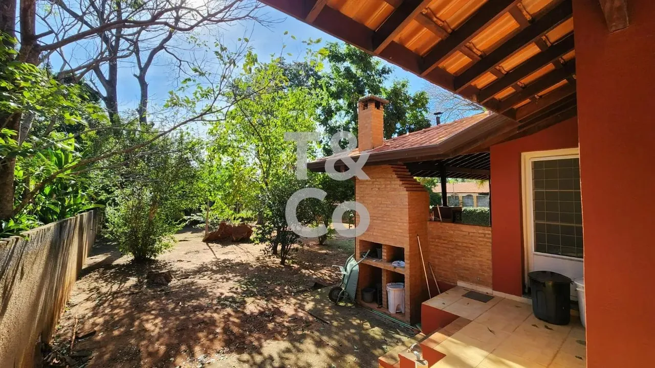 Casa à venda no Chácara Santa Margarida com varanda gourmet