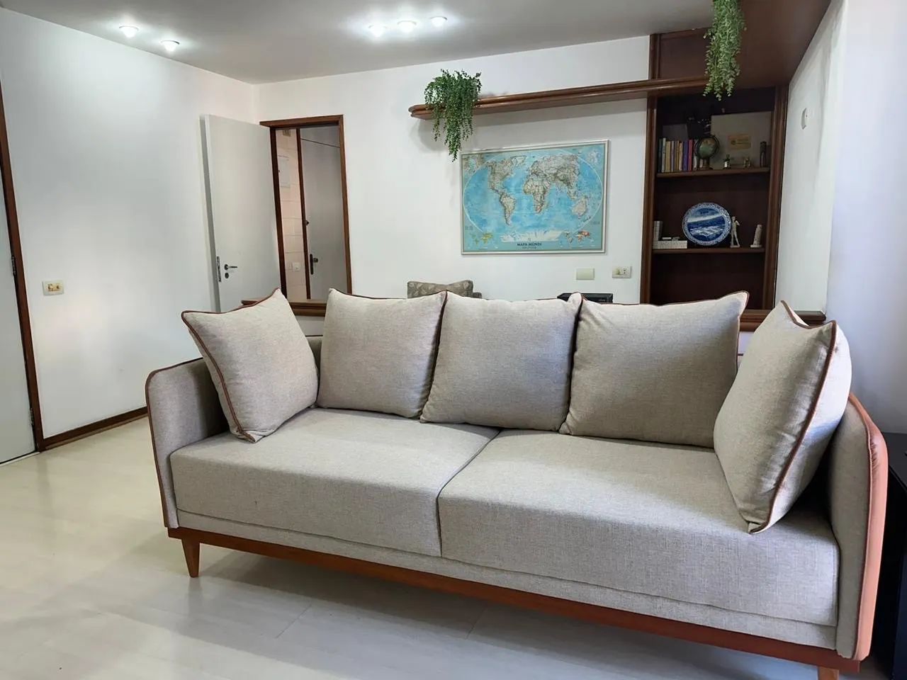 Sofá 3 lugares IMPECÁVEL - Foto 4