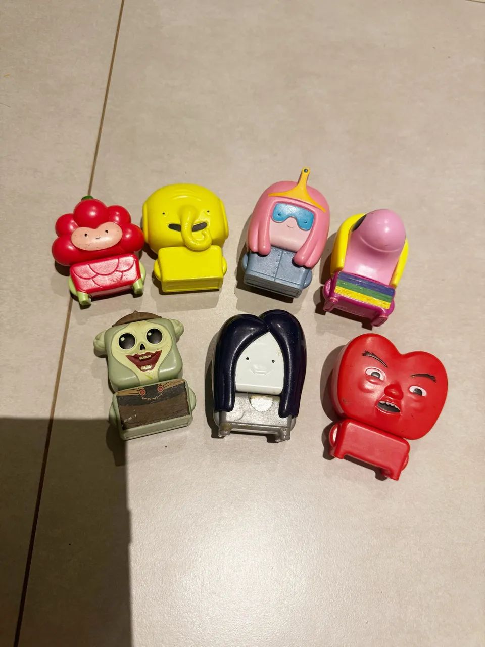 miniaturas colecionáveis mc donalds hora de aventura 