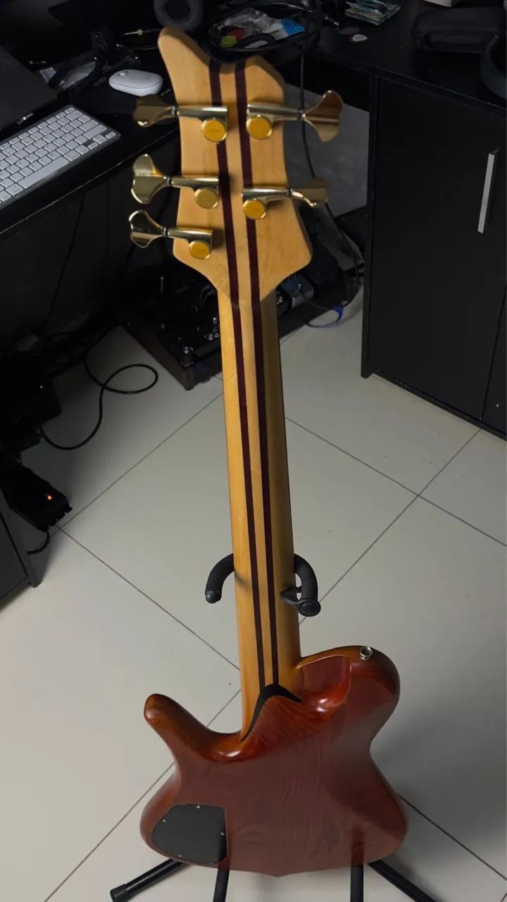 Baixo Mlagus Ultimate 5 cordas  - Foto 4