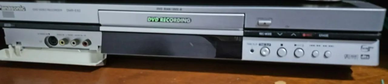 PANASONIC DVD VIDEO RECORD  - DMR E 50 - Foto 2