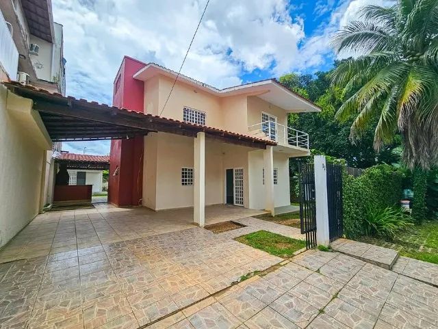 Casa à venda no Sítio Cercado