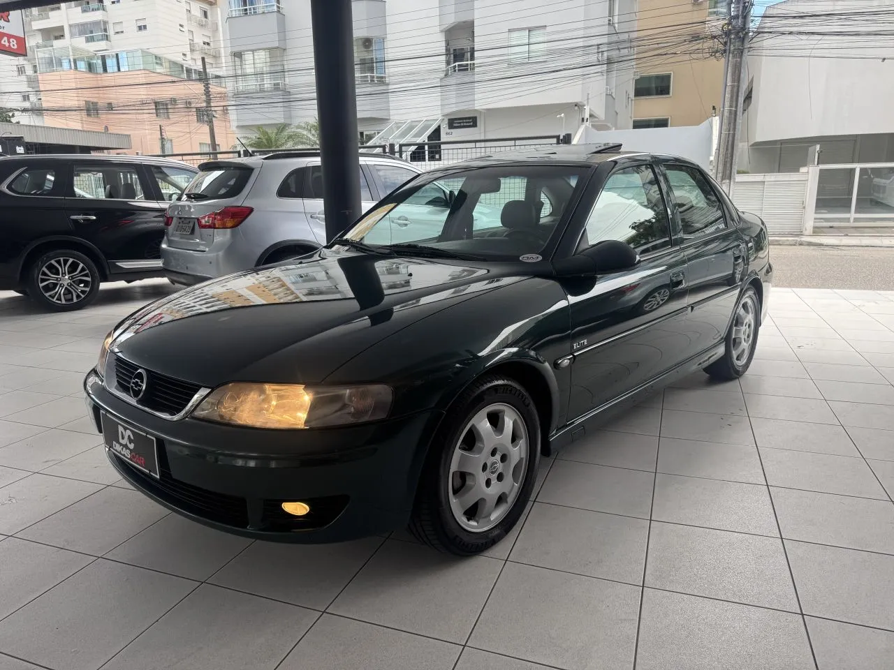Vectra Elite 2.2 MPFI 16V Aut.