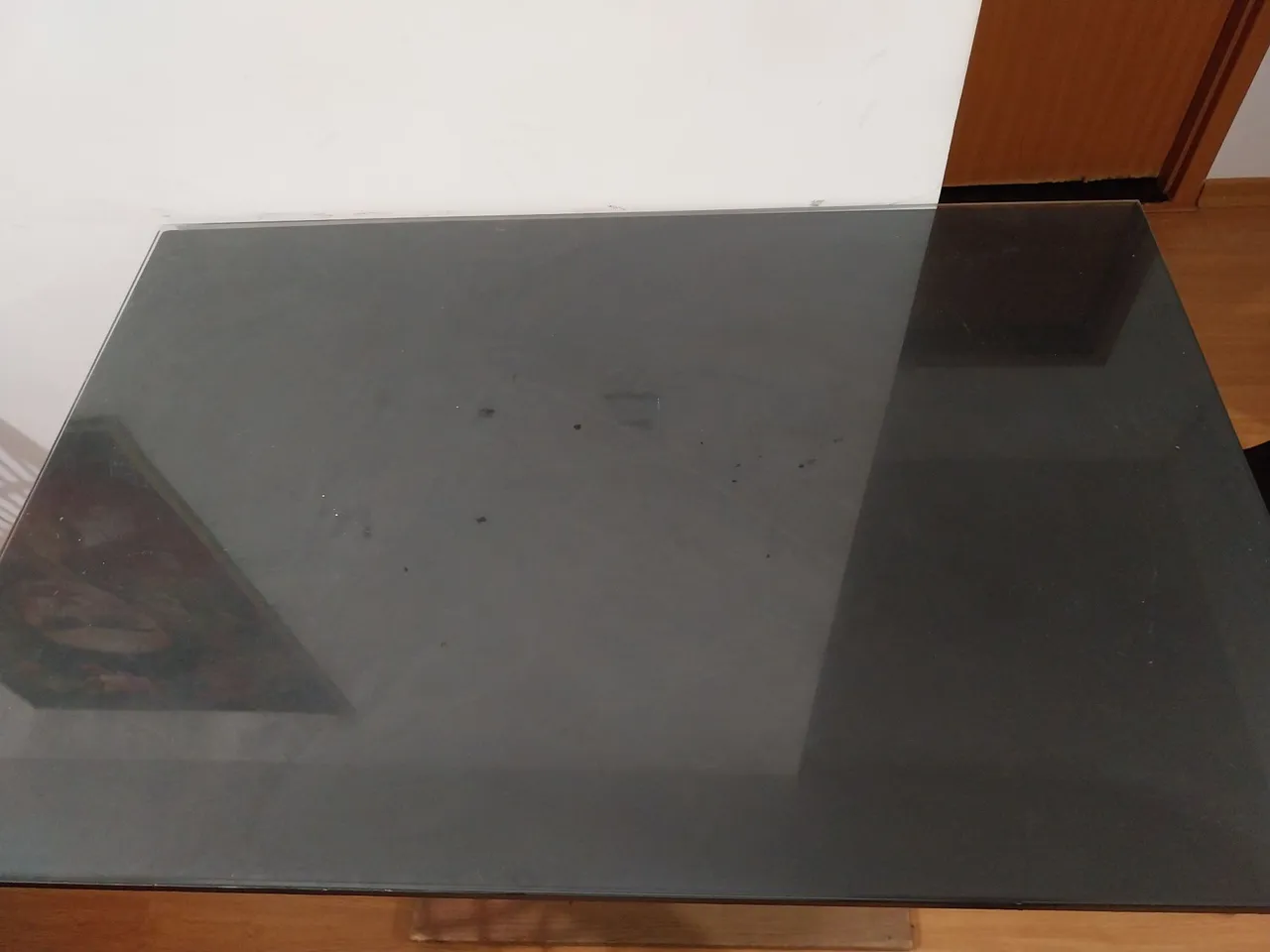 Mesa de vidro preta