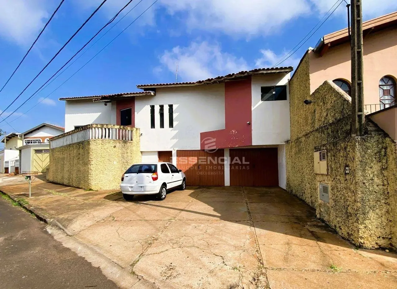 Casa com 3 dormitórios à venda, 215 m² por R$ 480.000,00 - Jardim Paraíso - Botucatu/SP