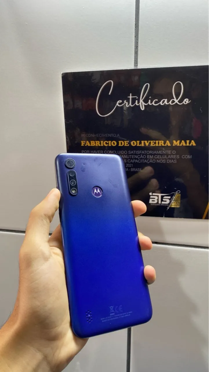 Moto G8 Power lite 64GB 4 de ram