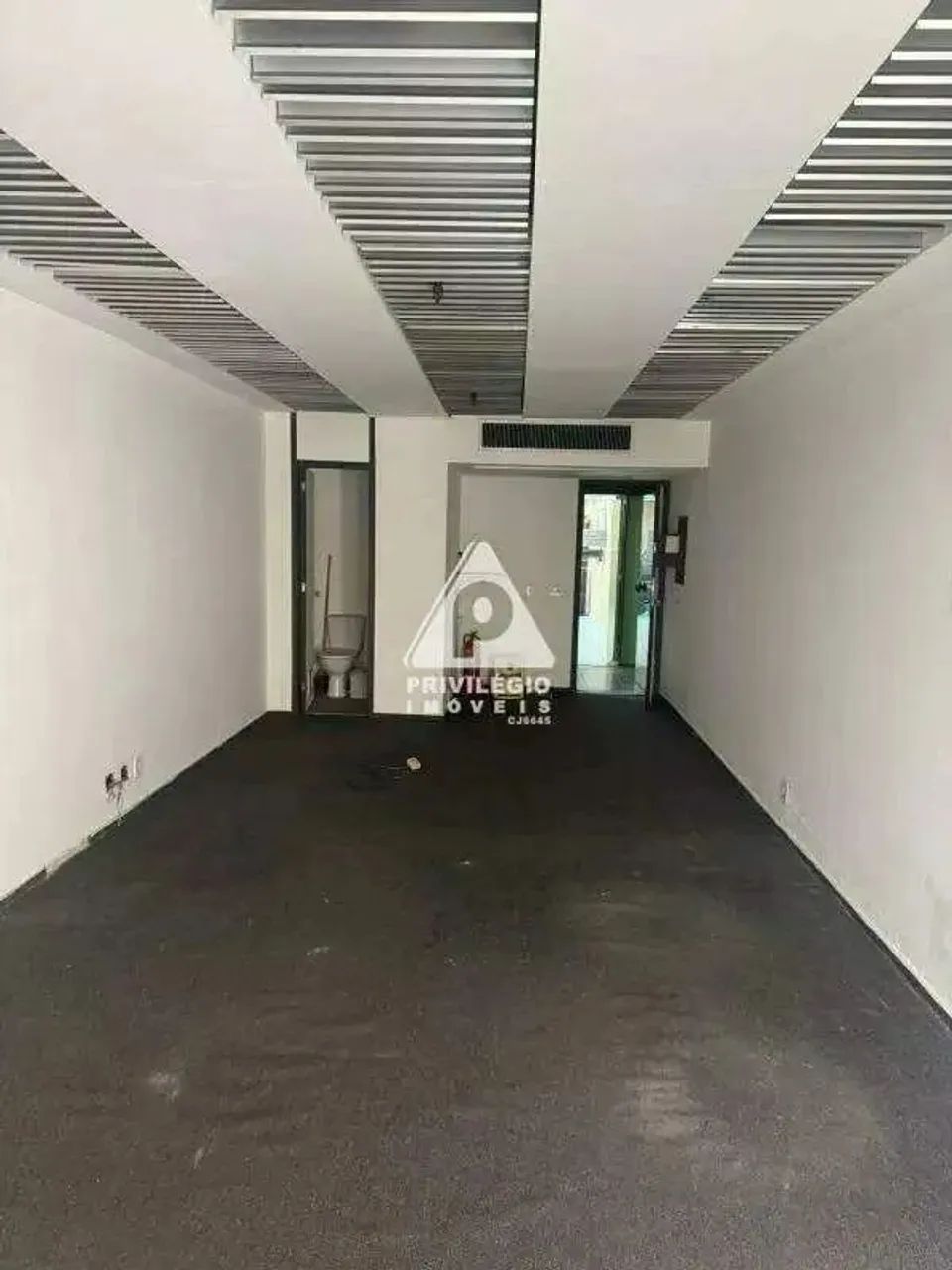 VENDE SALA COMERCIAL NO CENTRO DO RIO - Foto 4