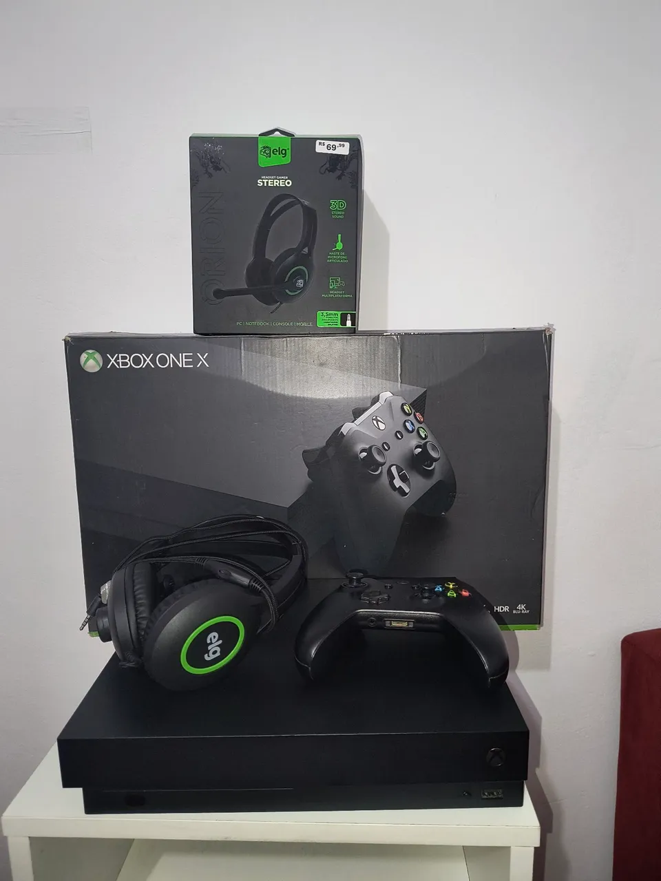 Xbox One X - Console de Vídeo Game