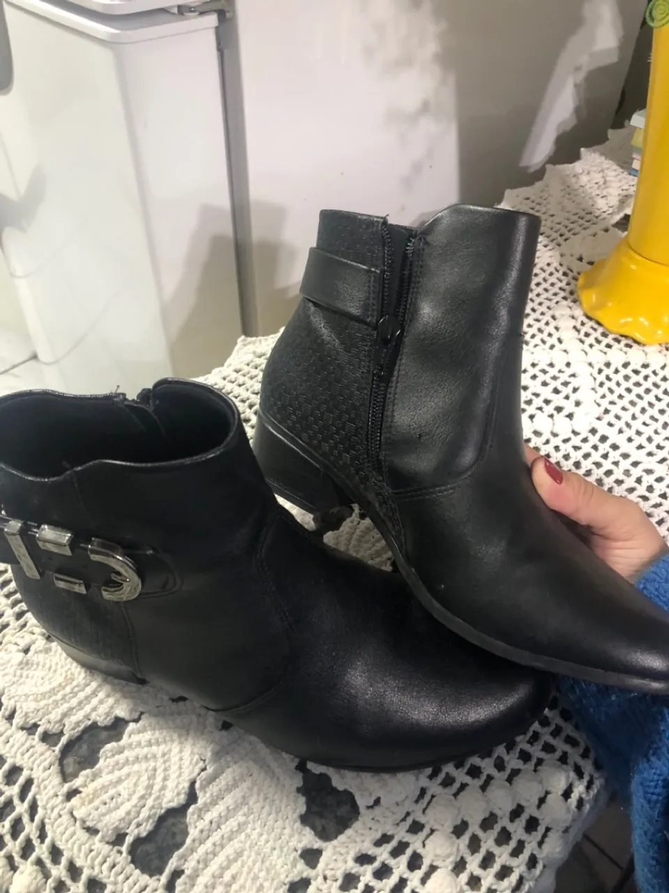 Botas de couro pretas