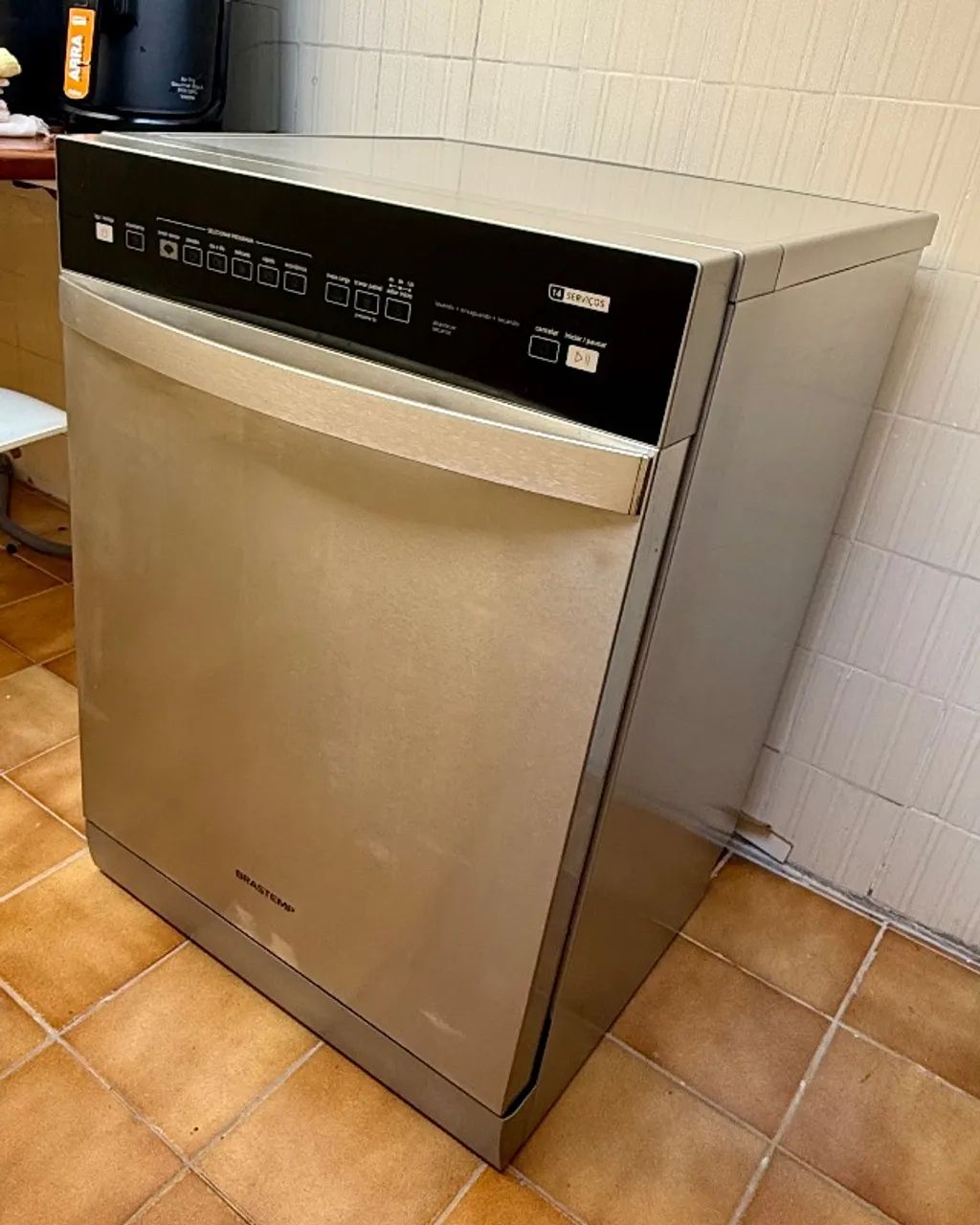 Lava-Louças 14 Serviços Inox 220V Brastemp - Foto 2