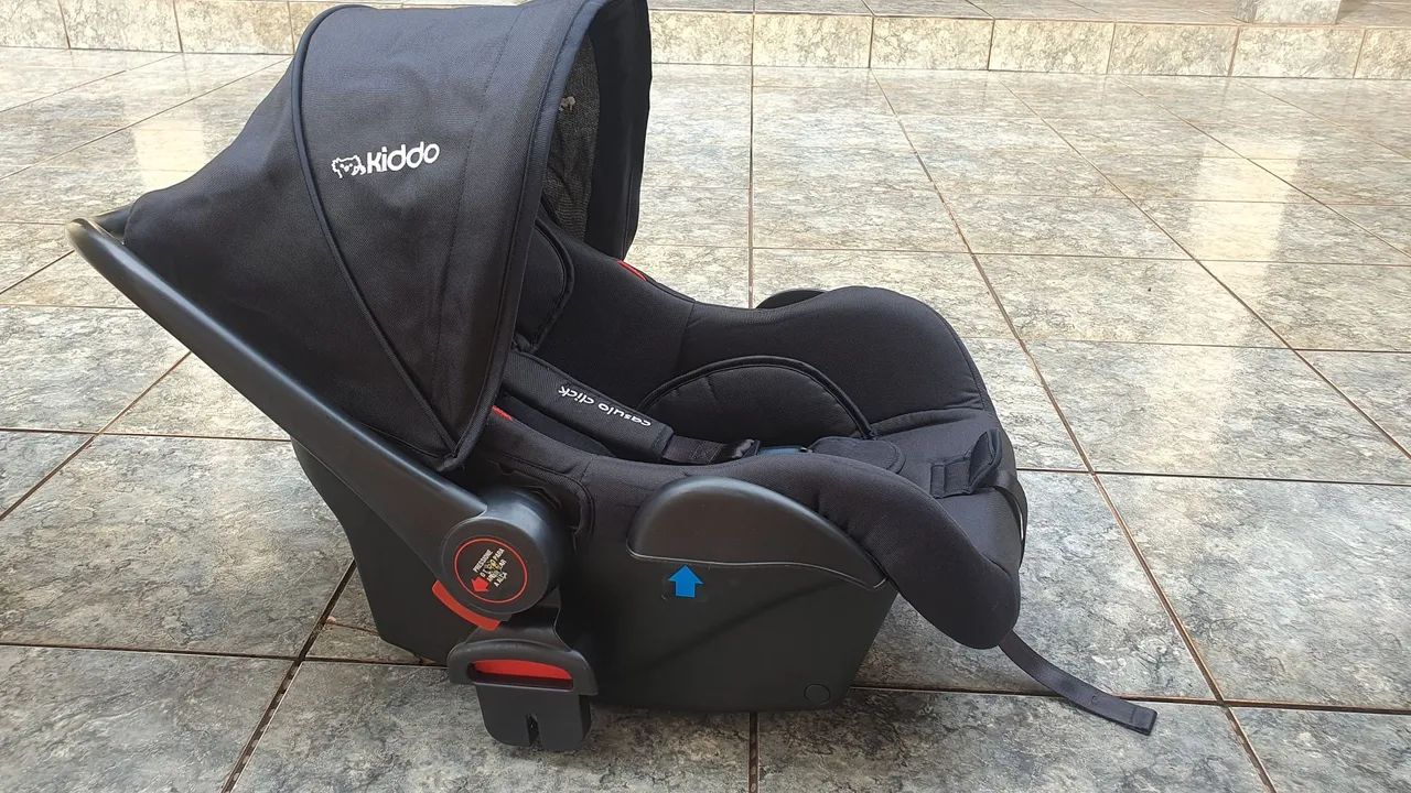Cadeirinha de Bebê Conforto Kiddo - Preta