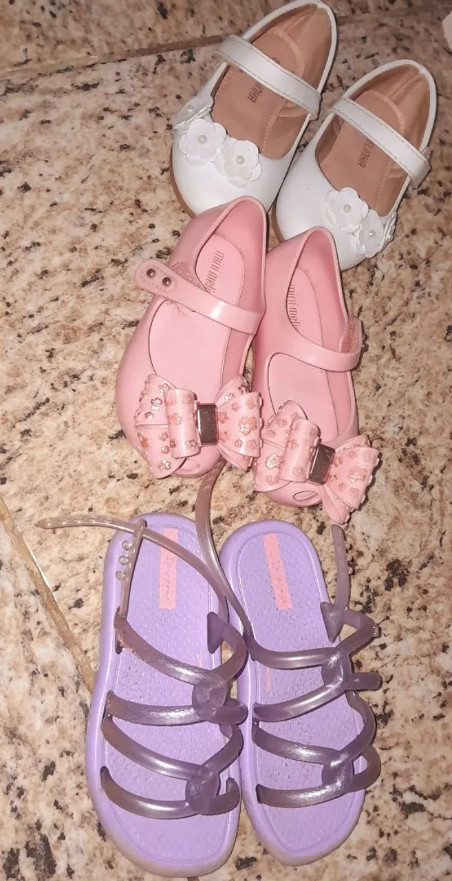 Kit de Sapatinhos Infantis - Diversos Modelos e Cores