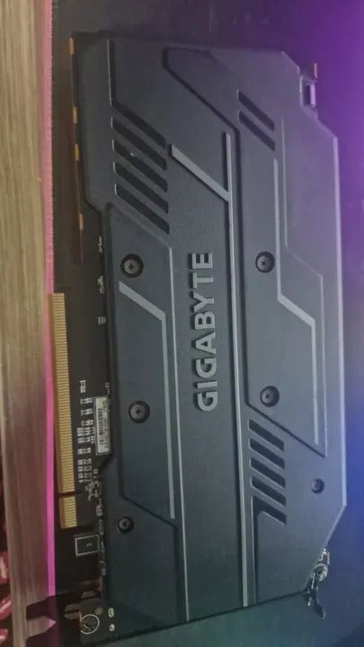 GIGABYTE Radeon RX 5500 XT Gaming OC 8G - Foto 2