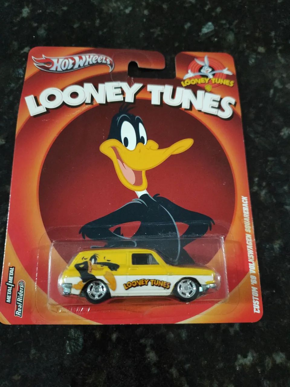 Hot Wheels Looney Tunes - Volkswagen Squareback