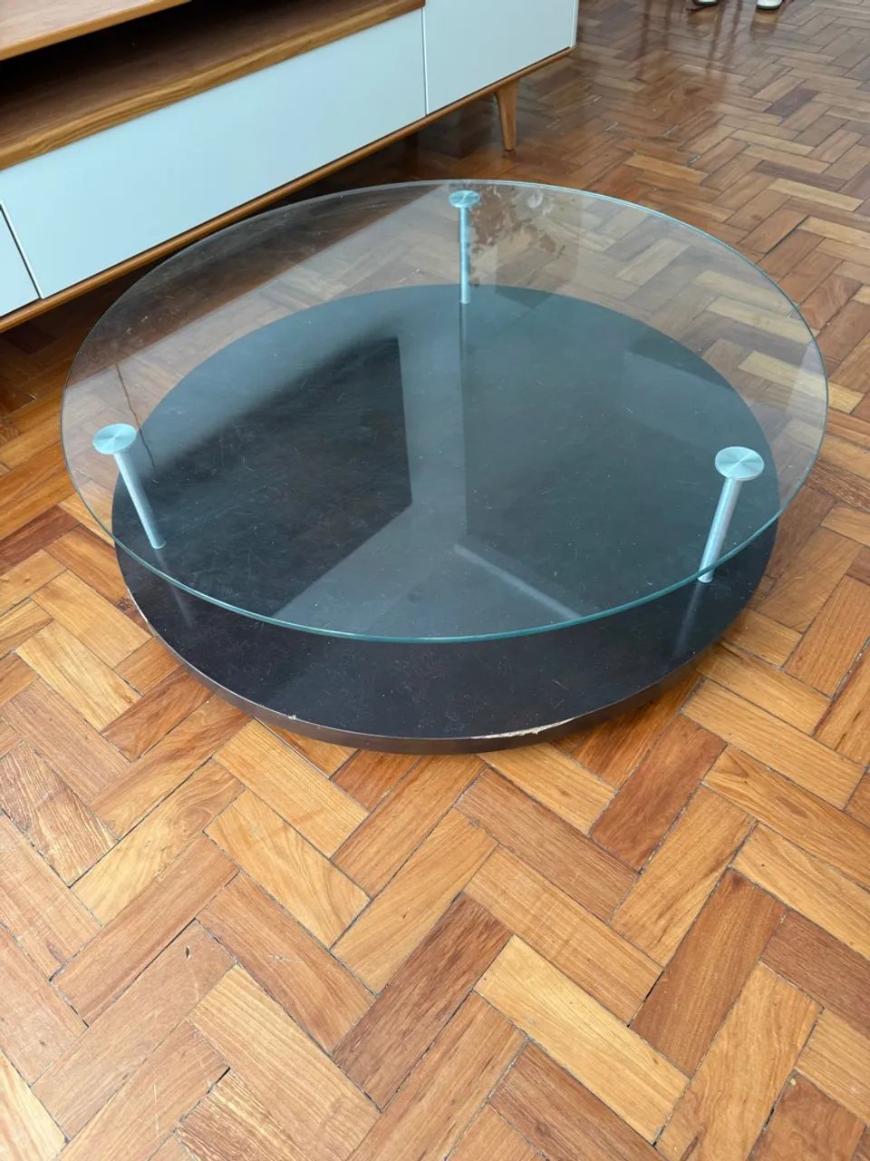 Round Solid Wood Coffee Table with Glass Top