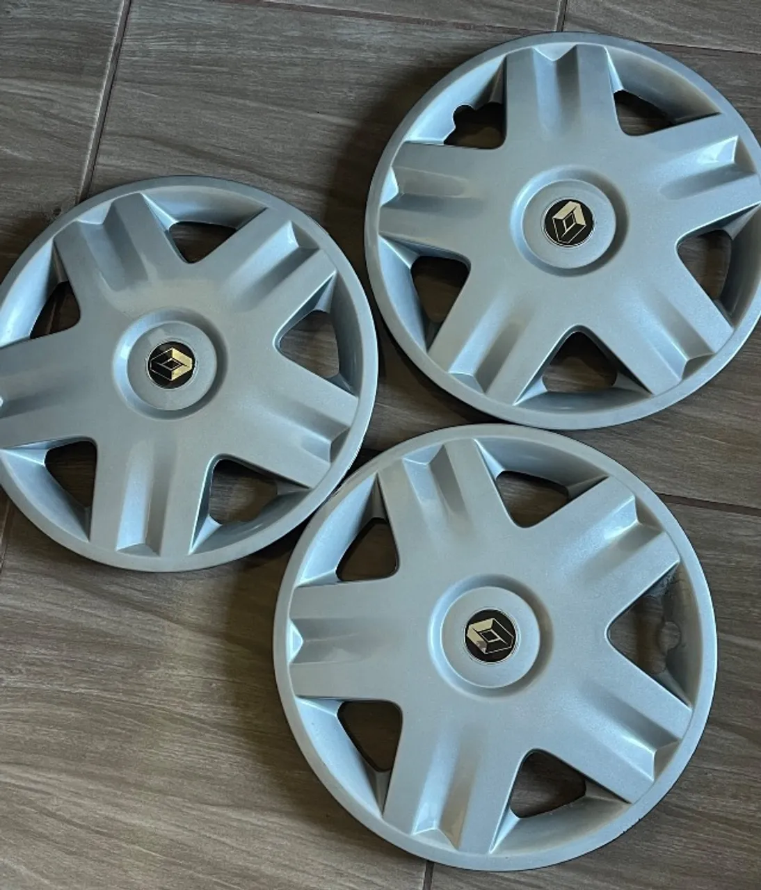 3 calotas aro14 renault