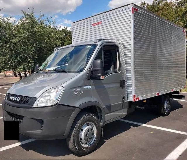 Iveco Daily Bau 2018 (Transferencia de divida).  - Foto 2