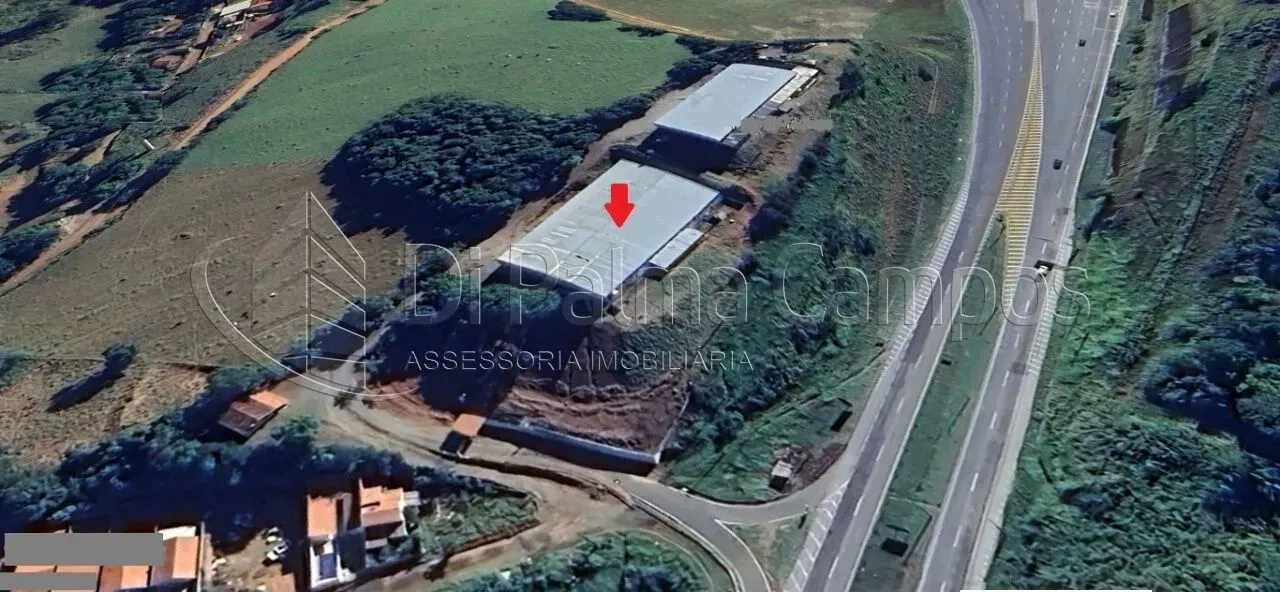 Galpão Comercial de 1500 m² em Vargem/SP com saída exclusiva na Rodovia Fernão Dias