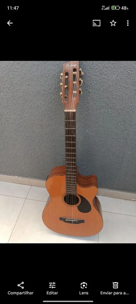 Violão Acústico em Ótimo Estado