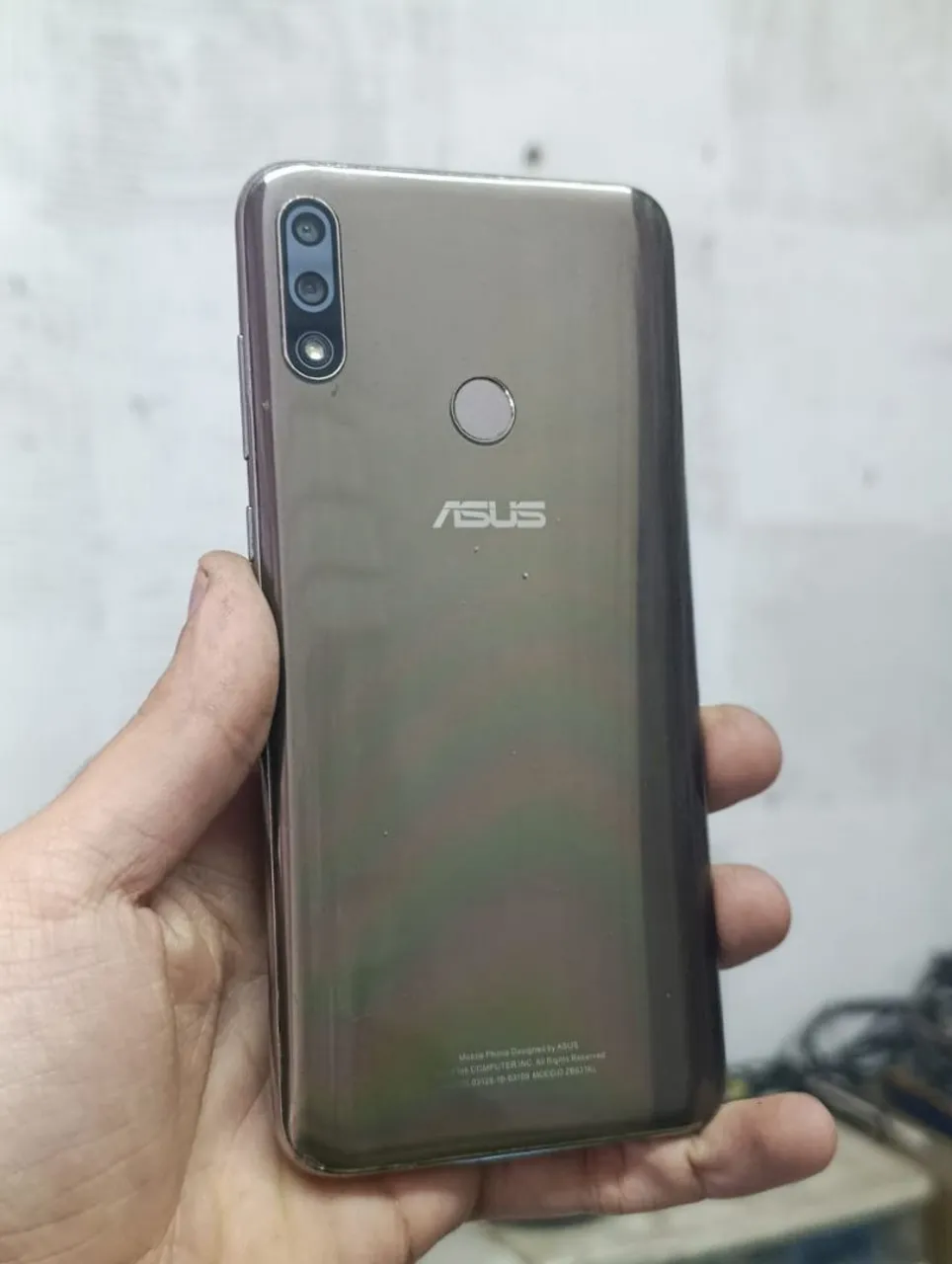 Asus zenfone max pro 6gb de ram 64gb