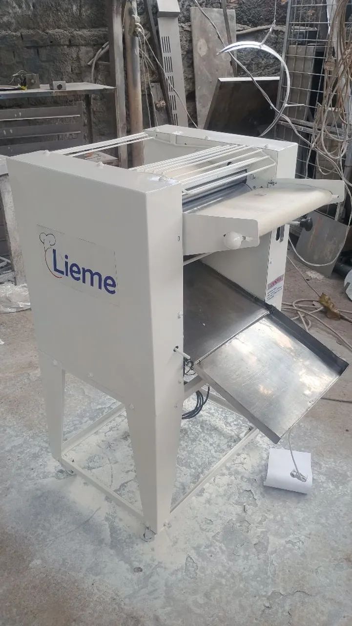 Modeladora rolos de 40 cm Lieme 