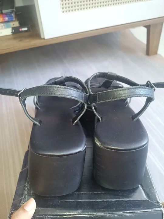 Sandália plataforma preta BOTERO 39 - Foto 4