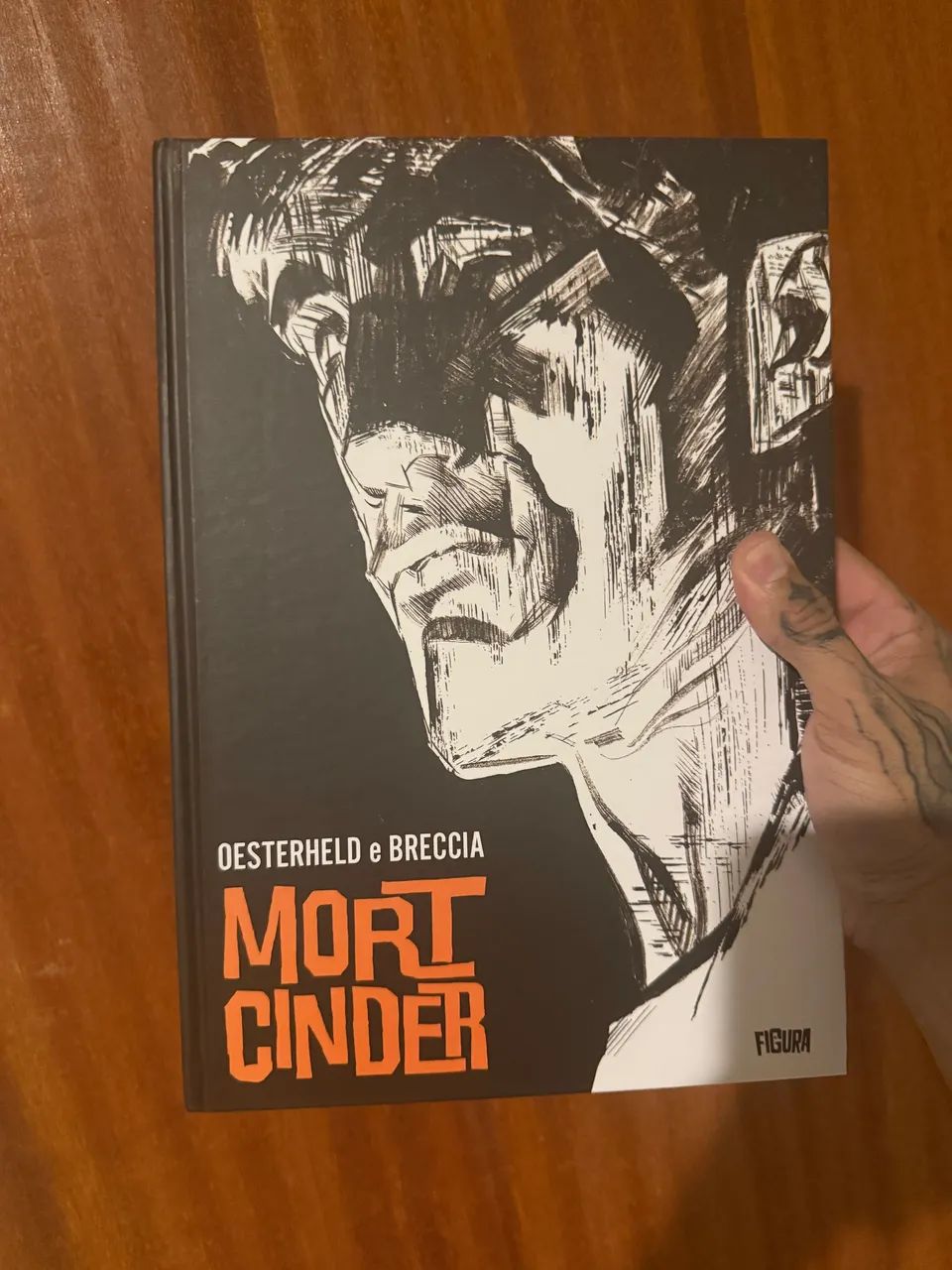 Mort Cinder