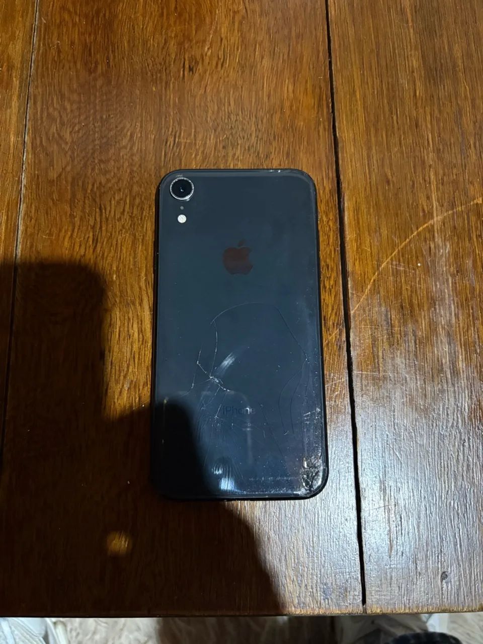 iphone xr (tela rachada)  - Foto 2