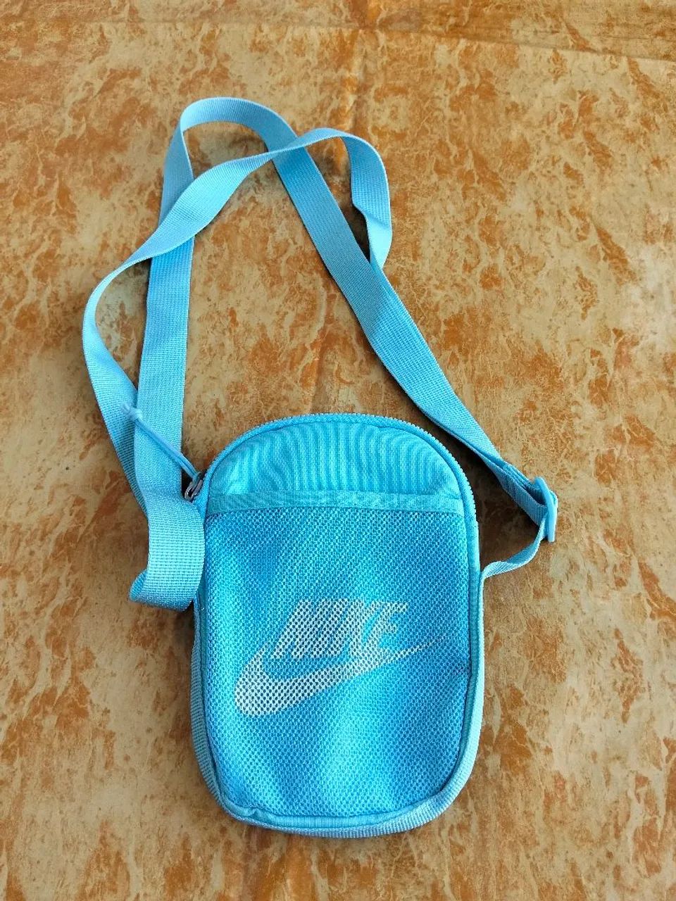Bolsinhas originais e importados adidas ,Nike e puma 
