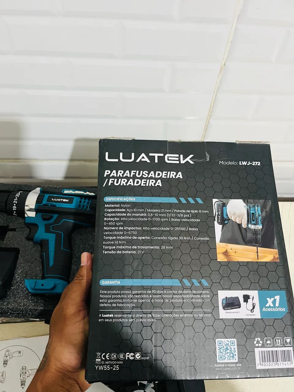 Parafusadeira e furadeira 