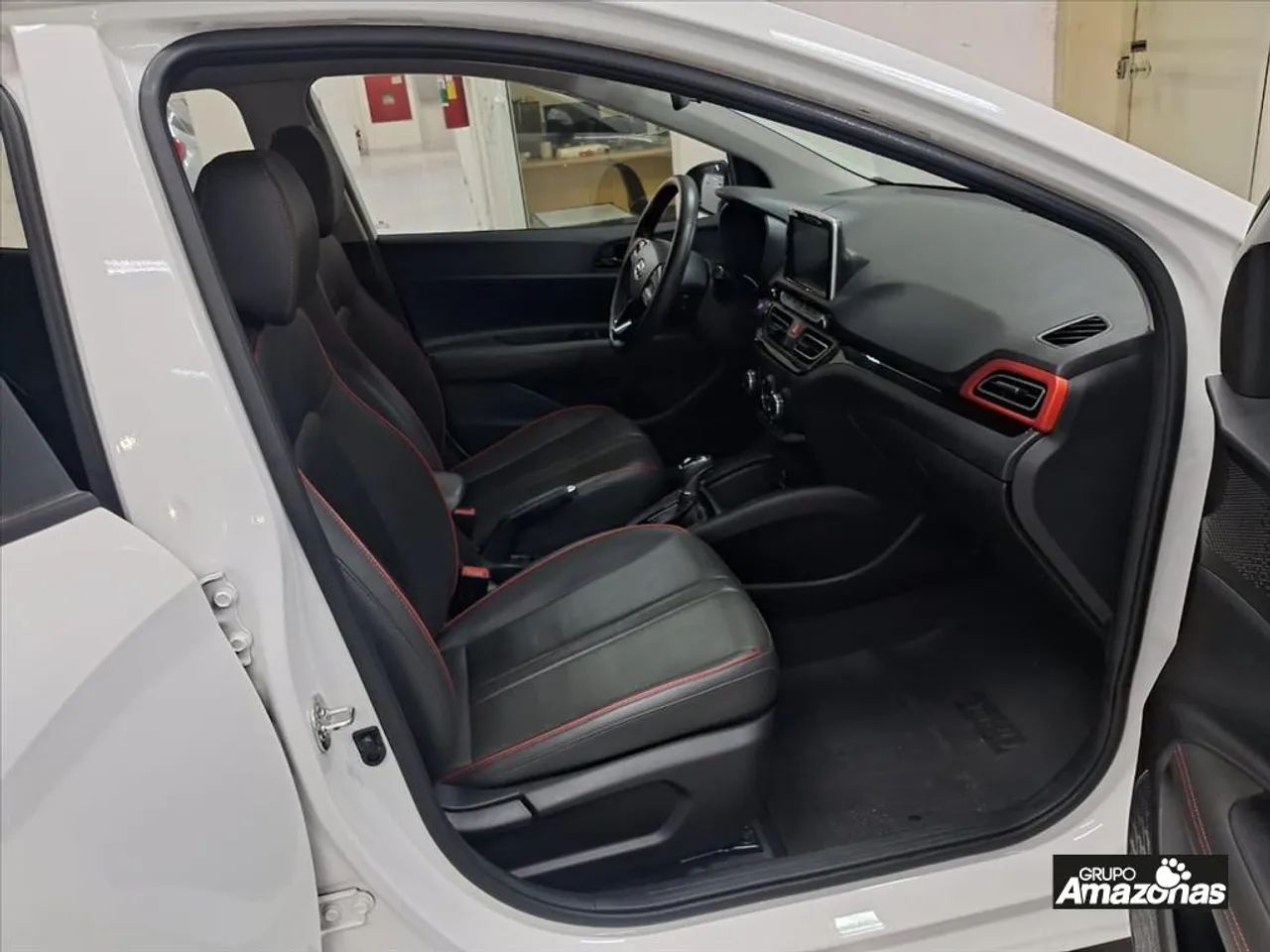 Hyundai HB20X Diamond 1.6 Flex 16V Aut., foto 13 de 20