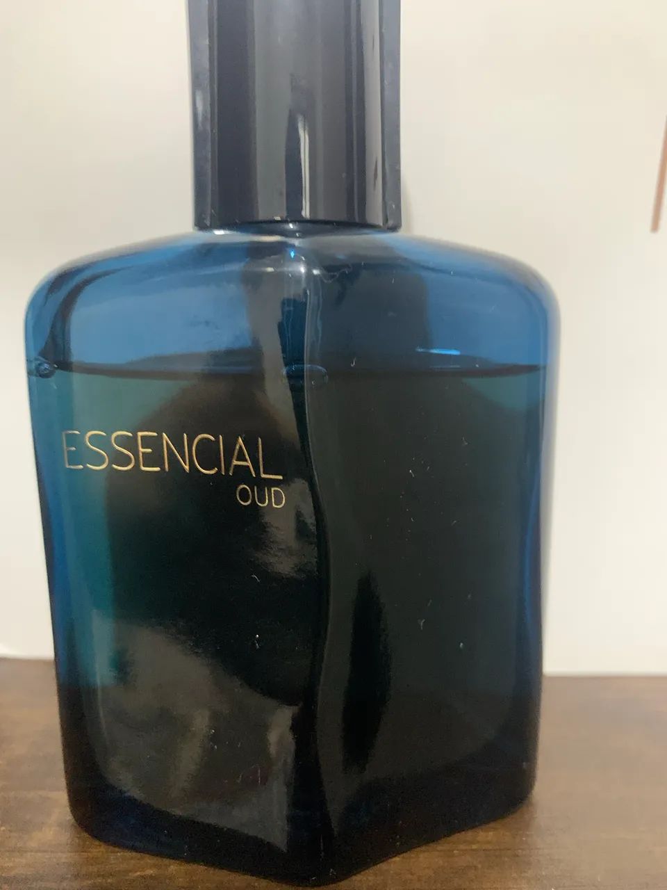 Perfume Essencial Oud Vintage