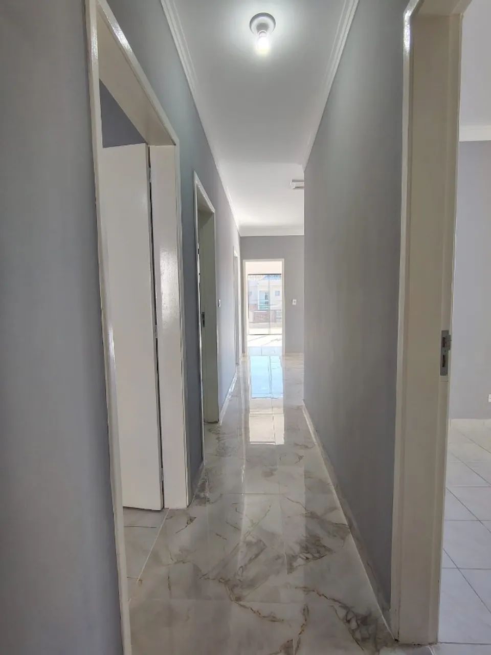 Casa com 3 quartos (1 suíte) - Foto 3