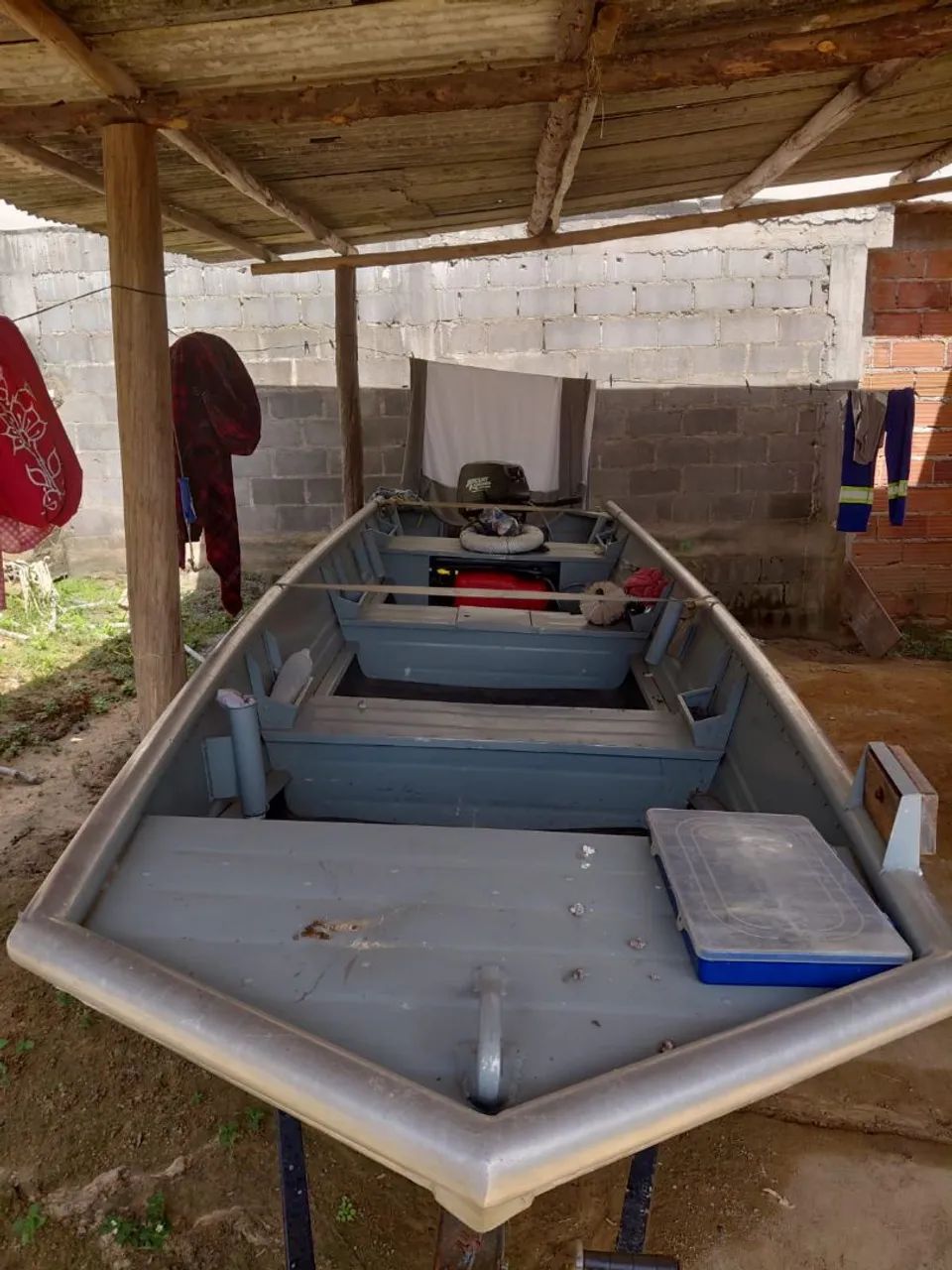 Barco de alumínio