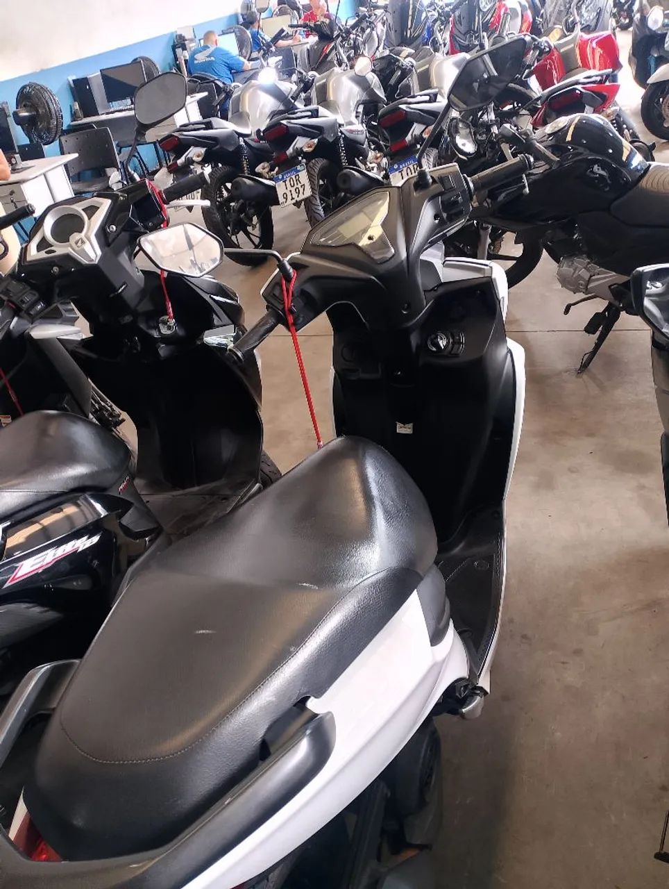 Yamaha FLUO 2022 - Foto 4