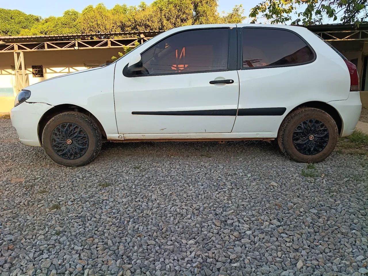 Fiat Palio Celebration 1.0 Fire Flex 8V 2P 2015 - Foto 2