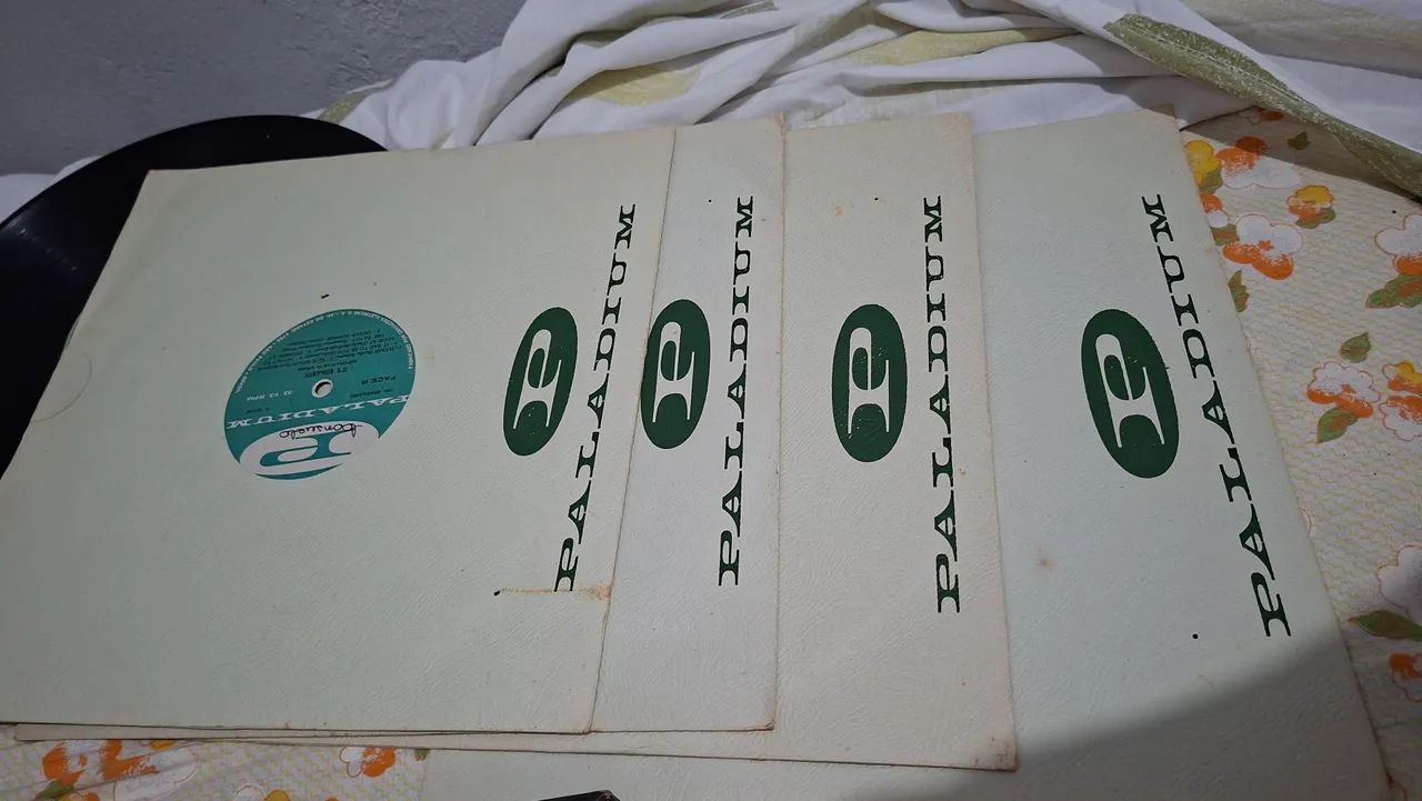 LPs Raro Box horas dançante - 6 discos  - Foto 3