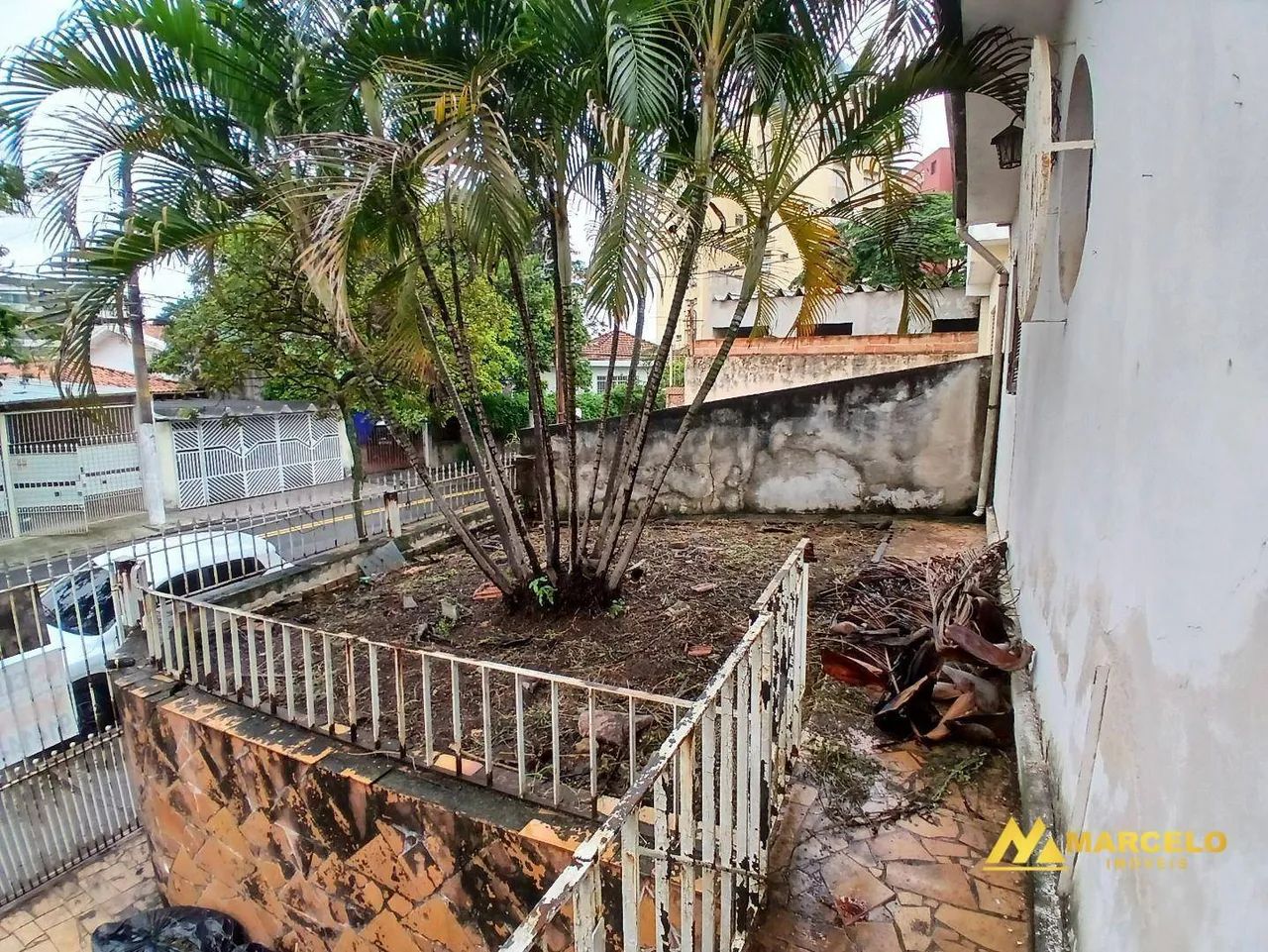 Ótima localização com amplo terreno - Foto 2