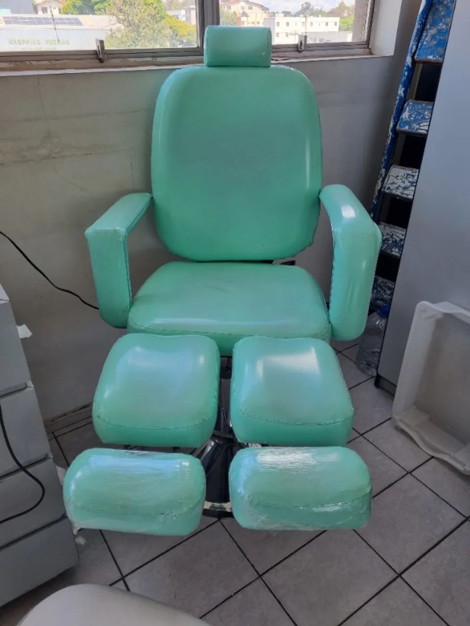 Cadeira biperna podologia, estética