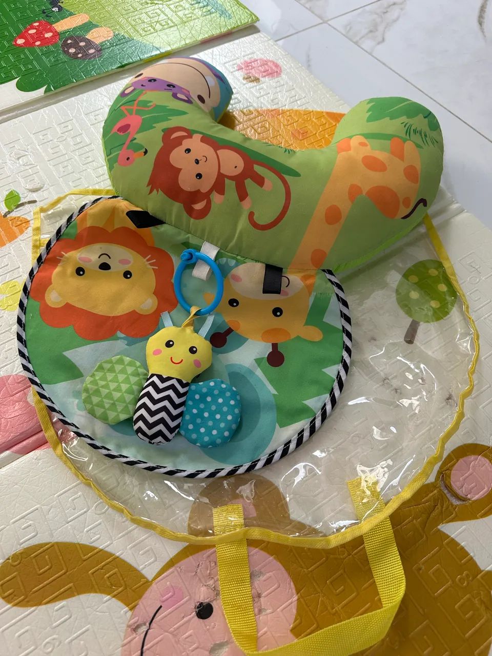 Tapete e almofada infantil  - Foto 4
