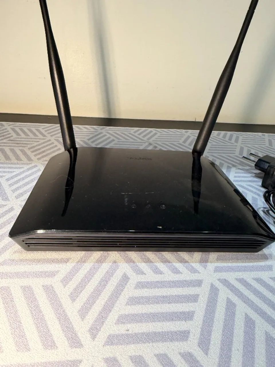 Roteador D-Link DIR-615 N300 2 Antenas com Fonte - Foto 2