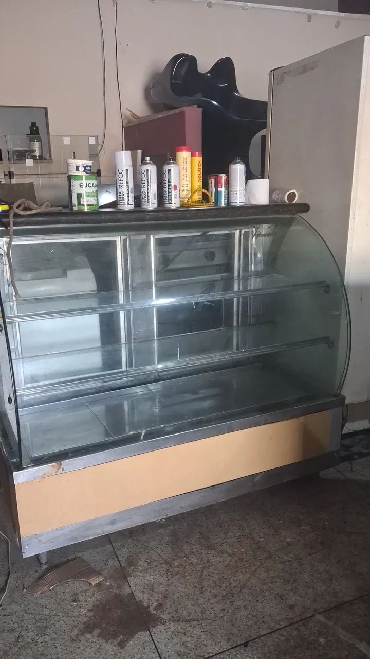 Balcão expositor seco 700