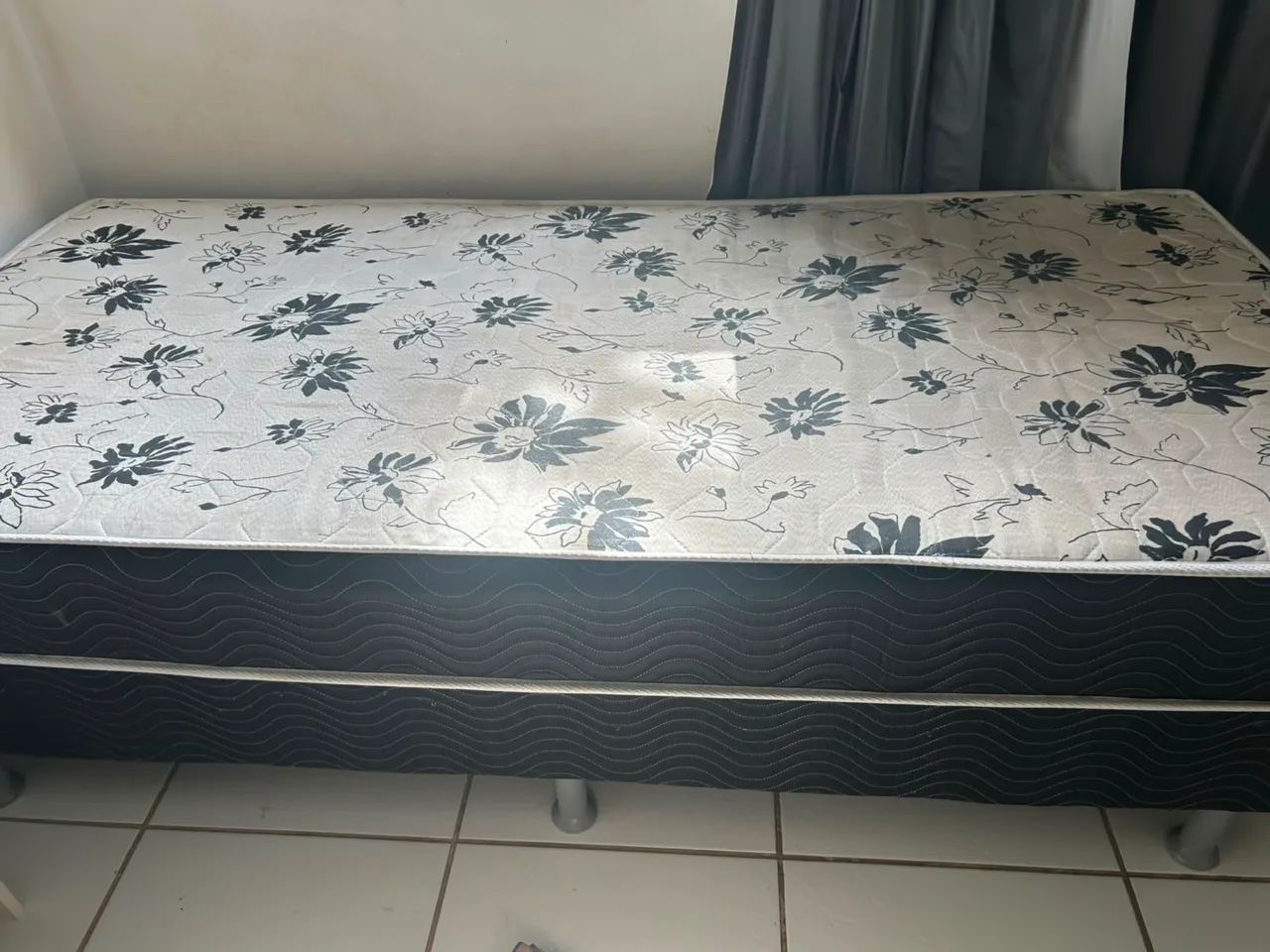 VENDE CAMA SOLTEIRO BOX 