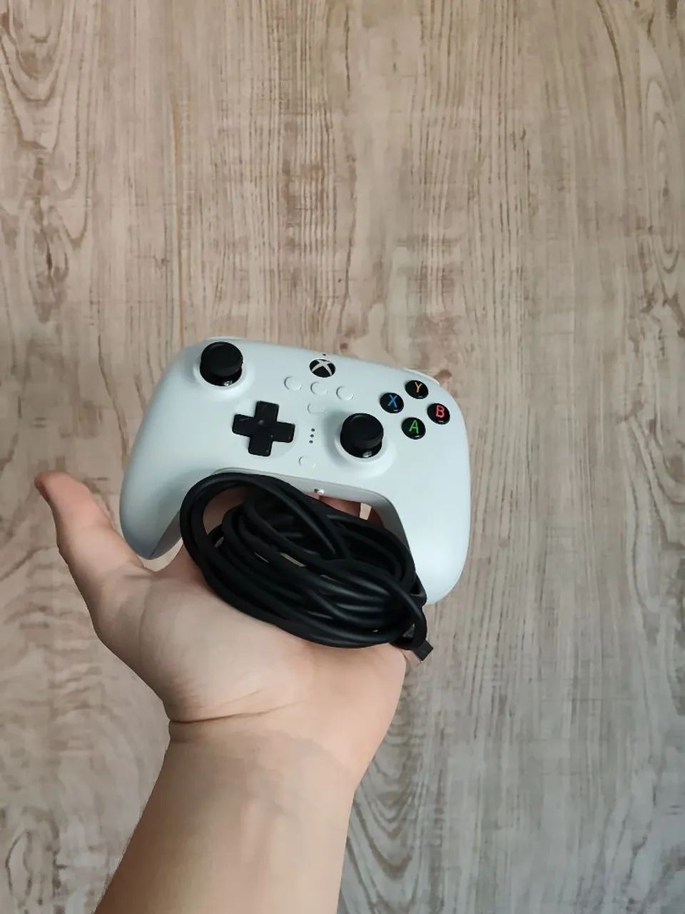 Controle 8BitDo Ultimate Wired Para Xbox e PC - Branco
