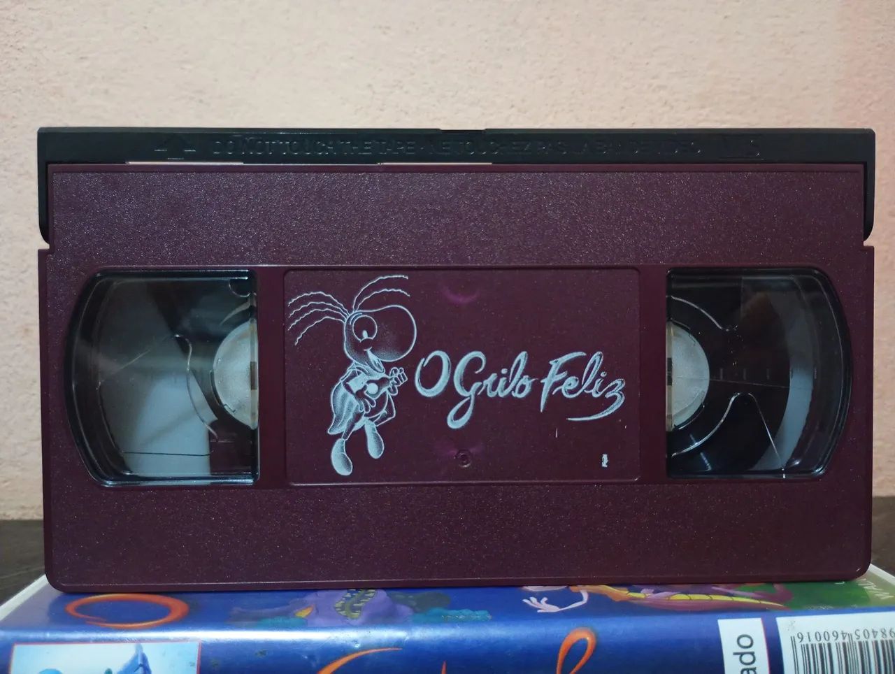Vhs o Grilo feliz - dublado  - Foto 3