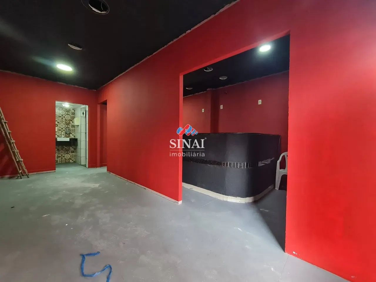 Loja com Amplo Espaço e 2 Banheiros na Vila da Penha - Foto 2