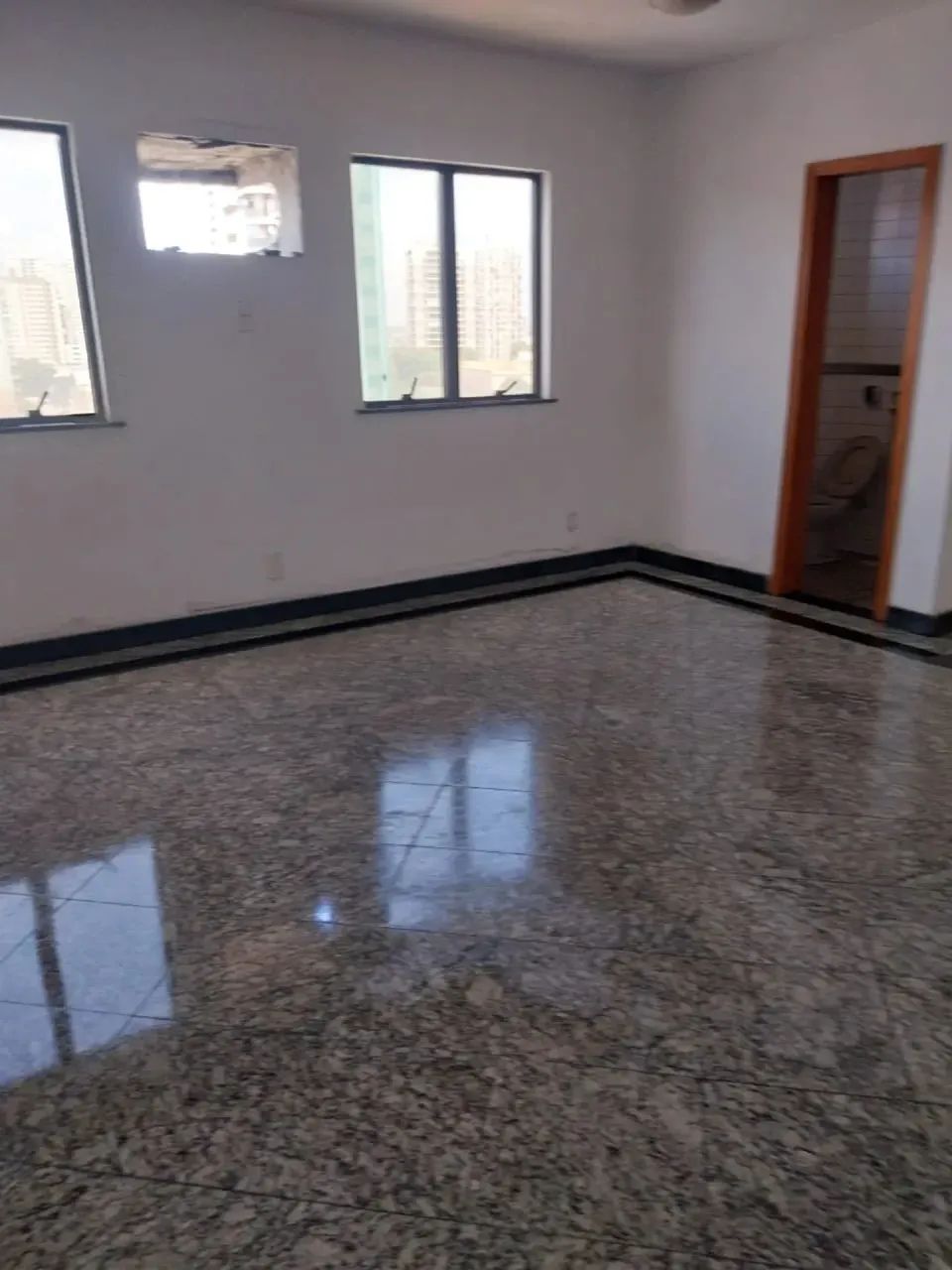 Sala comercial 35m2 Empire Center - Foto 3