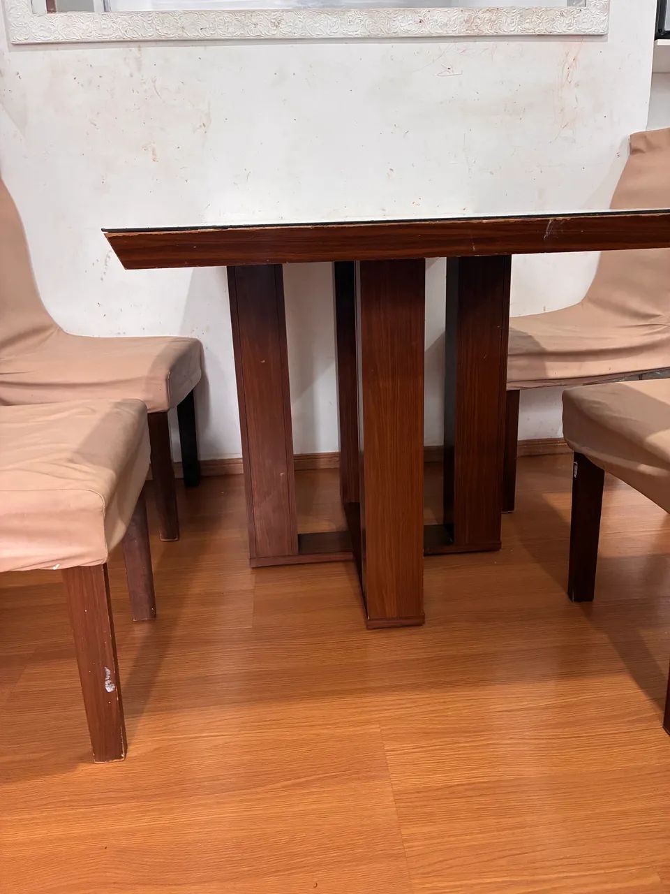 Mesa com 4 cadeiras  - Foto 3