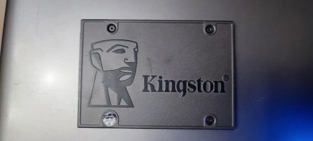 SSD Kingston 240GB SATA 2.5" - Perfeito Estado